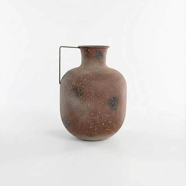 Jarrón metal envejecido asa